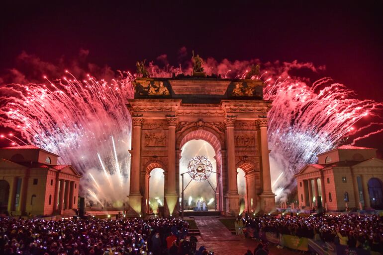El Arco della Pace en el centro de Milán vivió una fiesta en el certamen inaugural.