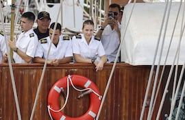La princesa de Asturias, Leonor de Borbón, continúa su travesía en el buque escuela Juan Sebastián de Elcano.