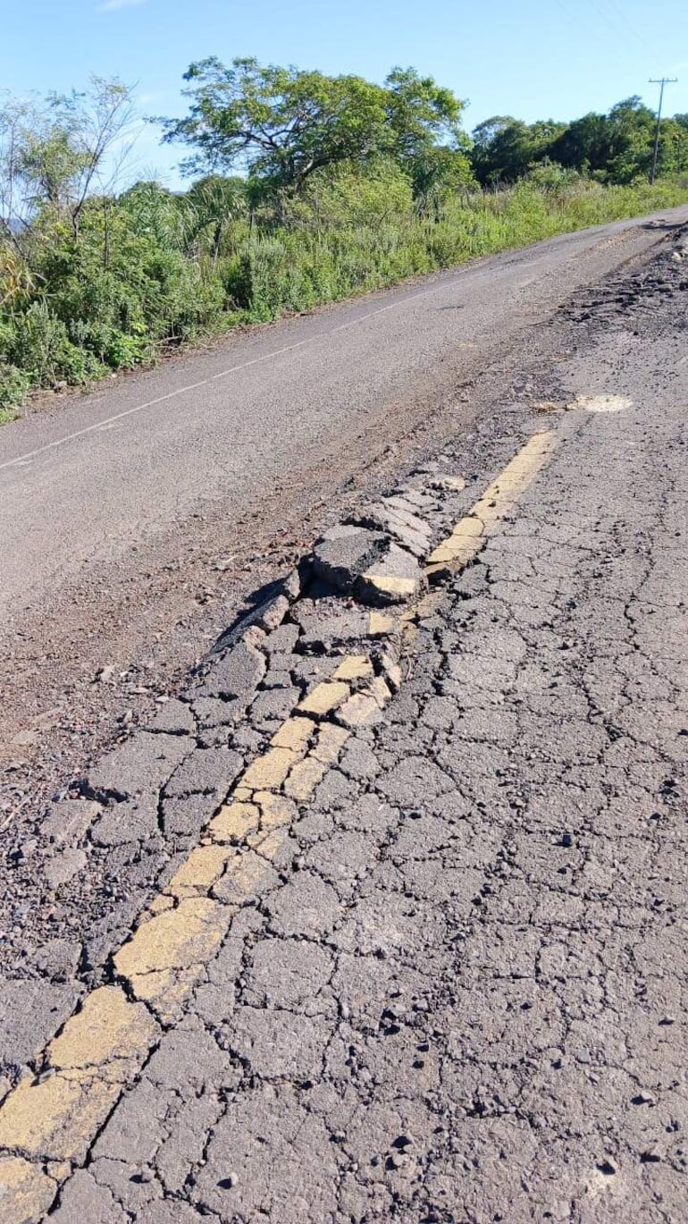 Desde su construcción en 2019, la calzada no ha recibido mantenimiento por parte del MOPC.