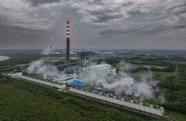 Planta de Cirebon-1 que utiliza carbón.
