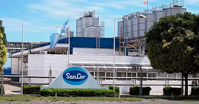 La histórica cooperativa láctea SanCor atraviesa una de sus peores crisis, en un contexto de creciente deterioro del sector agroindustrial argentino