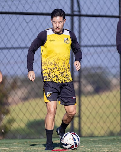 Óscar Ruiz retorna a nuestro medio para jugar en Sportivo Luqueño tras militar en el Novorizontino de Brasil.