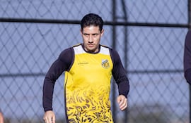 Óscar Ruiz retorna a nuestro medio para jugar en Sportivo Luqueño tras militar en el Novorizontino de Brasil.