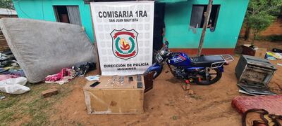 Allanamiento en el barrio Concepción de San Juan Bautista dejó como resultado la detención de un joven y una menor, además de la incautación de drogas, motocicletas y otros objetos vinculados al microtráfico.