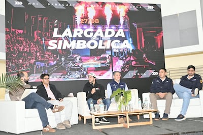 Esta noche en el Salón Medallistas del COP se dieron más detalles del Rally del Paraguay. En uso de la palabra Fau Zaldívar, tricampeón sudamericano.