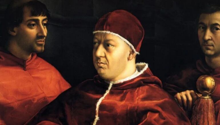 León X (1513-1521): es conocido, especialmente, por excomulgar a Martín Lutero, lo que intensificó la Reforma.