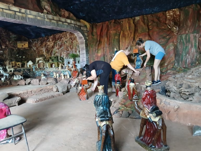 Tradicional pesebre de la Familia Sánchez en la ciudad de Itauguá, que se habilita este sábado 13 de diciembre.