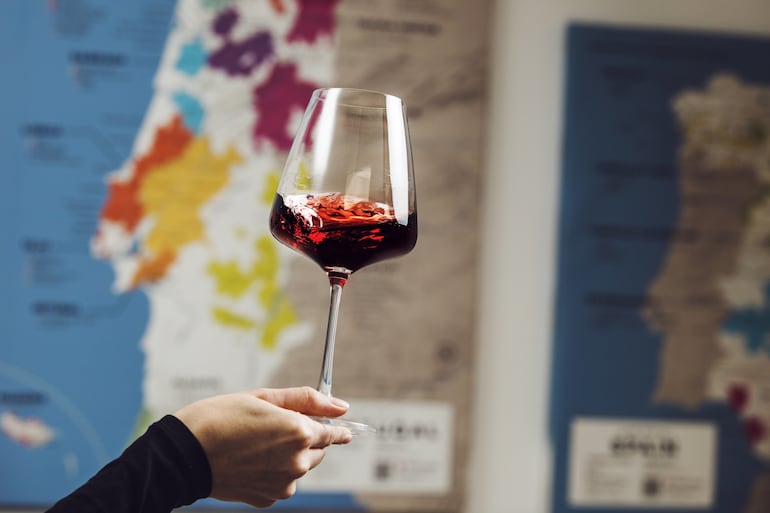 Sommelier, imagen ilustrativa.