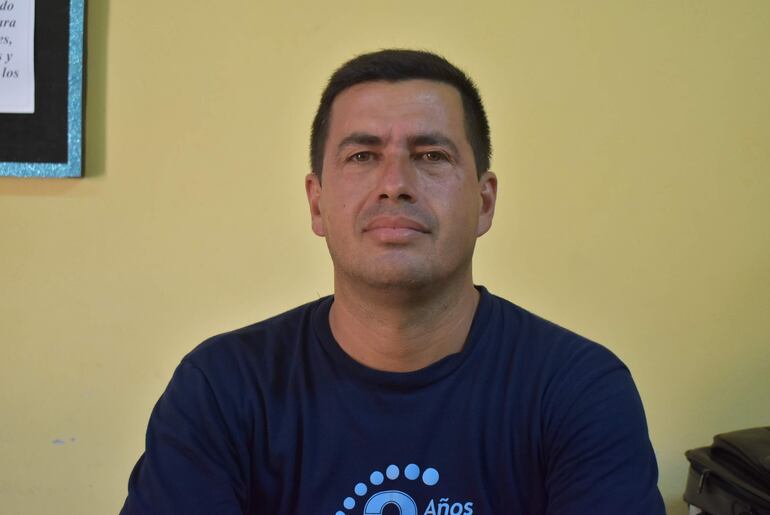 El director de la escuela del turno tarde, profesor José Colmán, manifestó su preocupación por el problema que afecta al local escolar.

