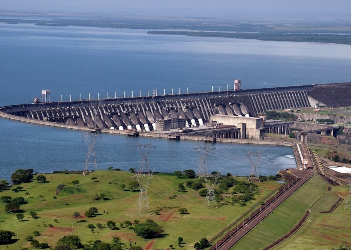 Experto alerta que Paraguay corre contra el reloj ante crisis energética para 2030