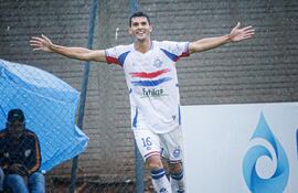 Matías González, goleador del Patriotas FC de Hernandarias, finalista del Nacional B 2025.