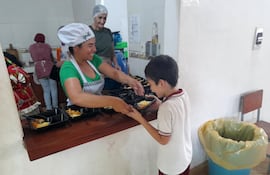 Almuerzo en escuelas. ARCHIVO.