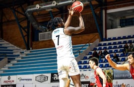 Wesley Alcegaire colaboró con 9 puntos en la victoria, para poner al San José en las finales, tras derrotar a Félix Pérez.