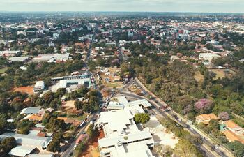 La ciudad de San Lorenzo es una de las más pobladas del país y registra un constante desarrollo económico en diversos rubros, favorecida por su estratégica ubicación.