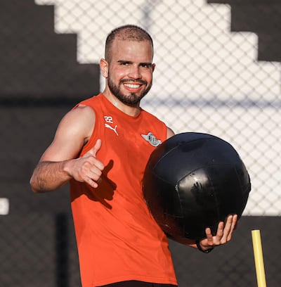 Hugo Javier Martínez, reemplazante del lesionado Lucas Sanabria en Libertad, que se apresta a disputar en casa el clásico blanco y negro contra Olimpia.
