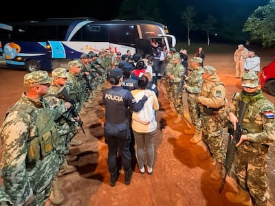 Traslado de reclusas al Comple de Emboscada en el marco de la Operacióni Umbral 2.5.