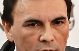 Carlos Pereira, consejero.