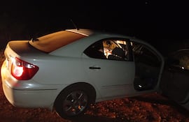 Explosionan empresa agroindustrial en Coronel Bogado e incautan dos autos abandonados