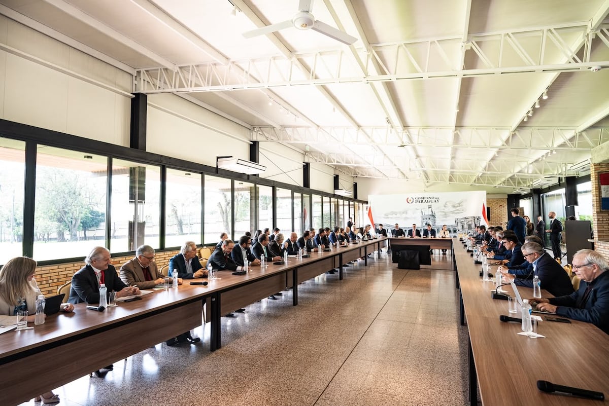 Peña plantea crear el Ministerio de Minas y Energía y un ente regulador del sector eléctrico
