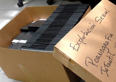 Evidencias incautadas en torno a un caso de pornografía infantil (ilustrativa).