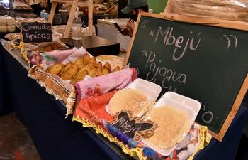 La gente podrá comprar comidas típicas de forma virtual para ayudar a emprendedores gastronómicos.