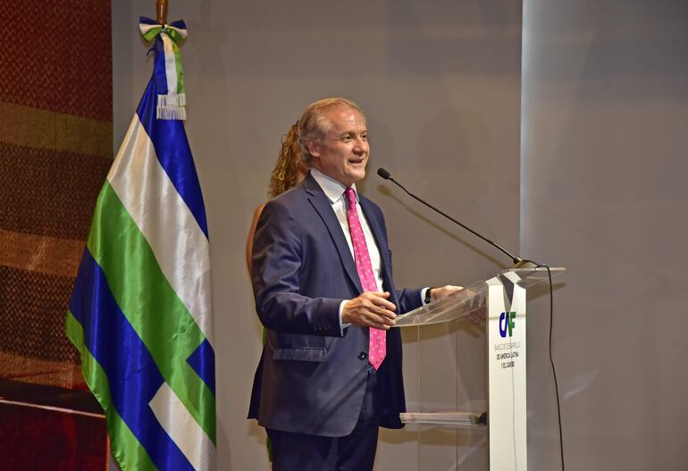 Jorge Srur, Gerente Regional Sur (CAF).