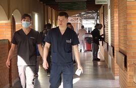 Imagen de uno de los pasillos en el Hospital de Clínicas.