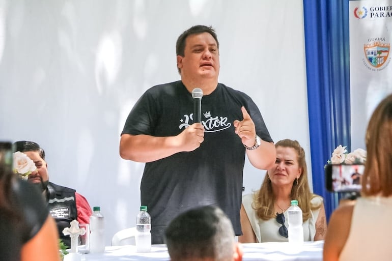 Cesar Sosa, Gobernador de Guairá.