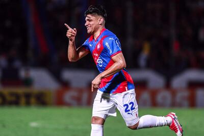 Claudio Aquino, titular en Cerro Porteño ante General Caballero JLM.