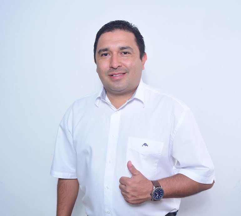 Richard Castiñeira (ANR-HC), intendente de Villa Florida