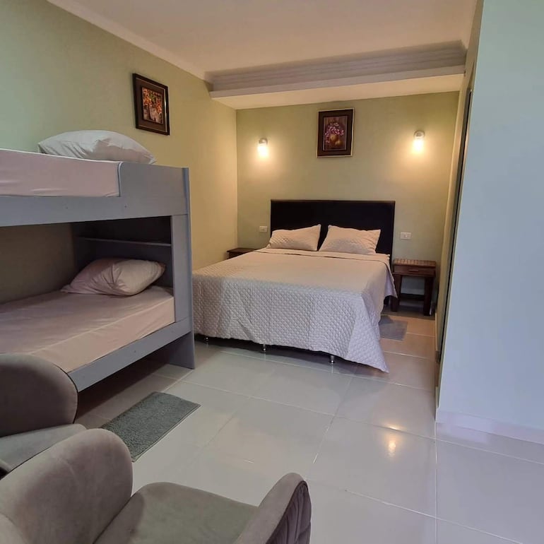 La habilitación del prestador de servicios turísticos de naturaleza "Salto Cristal" queda condicionada por el MADES.