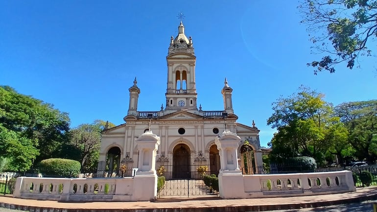 La Iglesia Nuestra Señora del Rosario es un templo antiquísimo, y que ofrece una visual paisajística inexplicable.