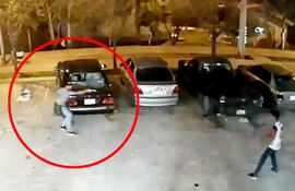 El franjeado Gonzalo Fabrizio Rodríguez Cabrera dispara a matar a los azulgranas en la Secretaría Nacional de Deportes (SND).