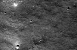 Imagen del sitio de impacto de la sonda Luna-25 en la luna.