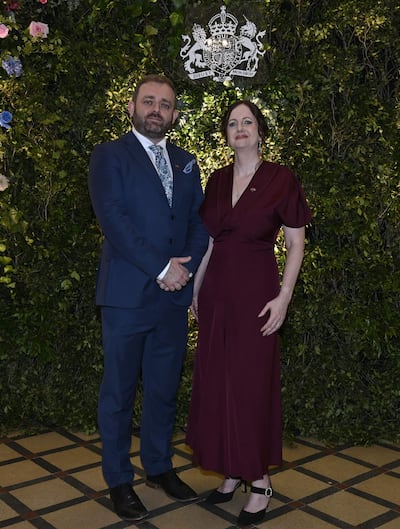 Danielle Dunne, embajadora de Reino Unido y Jack Lightley. 