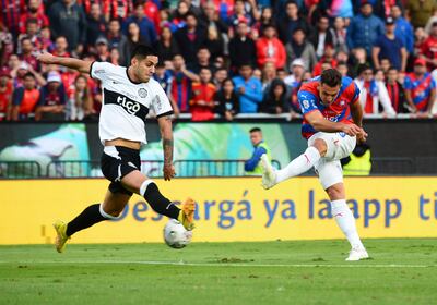 Olimpia y Cerro Porteño se enfrentan en la edición 320 del superclásico del fútbol paraguayo