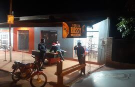 Robaron y maniataron a propietarios de bodega en Itapúa Poty.