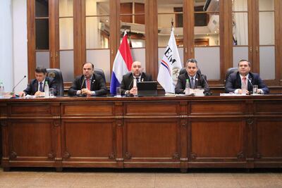 Óscar Paciello, Mario Varela, Orlando Arévalo, Alfredo Enrique Kronawetter y Derlis Maidana, miembros del Jurado de Enjuiciamiento de Magistrados (JEM).