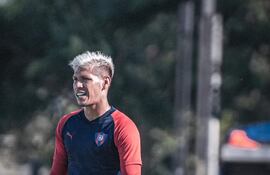 Rafael Carrascal viene mostrando un alto nivel desde que recuperó la titularidad en el medio sector del campo. El colombiano está firme para ser titular.