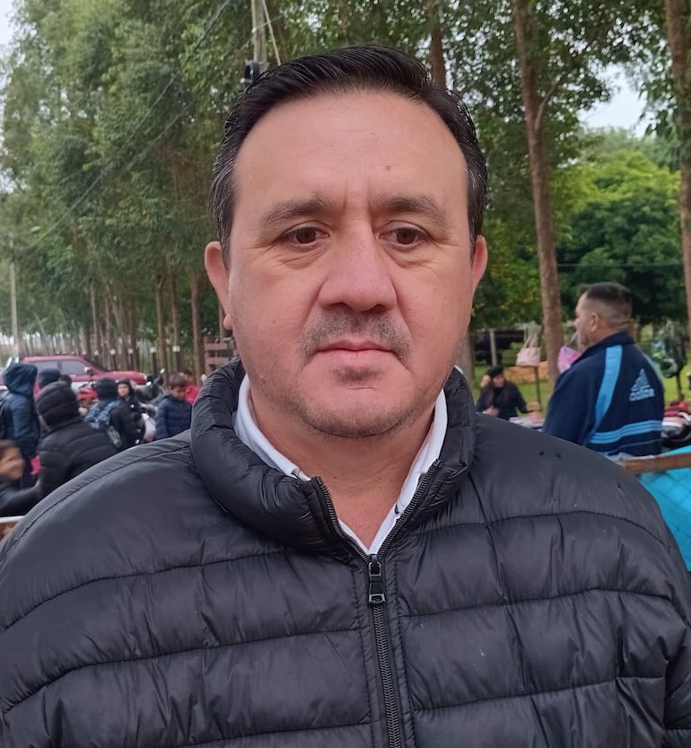 El director de la escuela, profesor Osvaldo Costa expresó su preocupación por el problema que afecta a la comunidad educativa