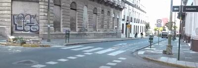 Calle Palma, desde Caballero hasta Iturbe sin cables aéreos.