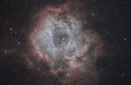 La onda de Radcliffe, una enorme estructura gaseosa cercana a la Vía Láctea compuesta por numerosas formaciones estelares, fue descubierta en 2020 y ahora los científicos han determinado que se mueve de forma parecida a la ‘ola’ que hacen los aficionados en un estadio de fútbol.