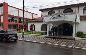 Fachada de la Gobernación de Ñeembucú.