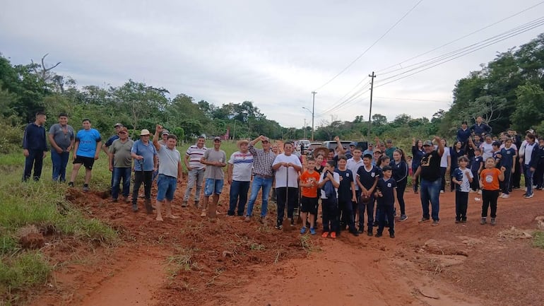 Ciudadanos declaran asueto comunitario en la Colonia Andrés Barbero  e inician movilización por crisis vial