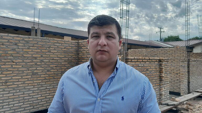 Intendente de San Antonio, Santiago Aguilera, liberal.