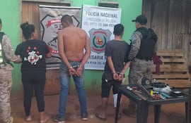 Allanamiento en Santa Rosa del Aguaray deja tres detenidos e incautación de evidencias vinculadas al presunto microtráfico