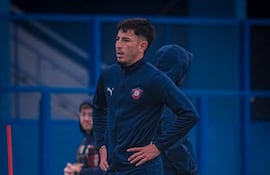 El mediocampista de Cerro Porteño, César Bobadilla (19 años), no estará en el duelo ante Sportivo San Lorenzo por la quinta ronda del Clausura 2026.