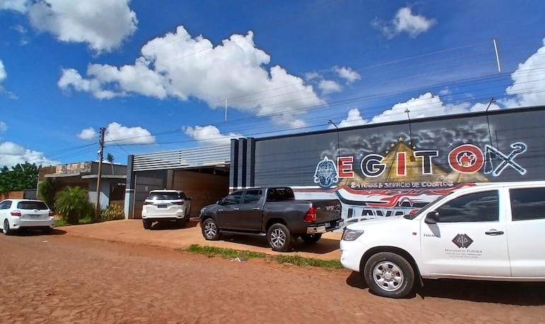 Un lavadero fue allanado este lunes en Pedro Juan Caballero.