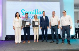 El lanzamiento de los Centros de Atención Integral se realizó la semana pasada con la presencia de Santiago Peña.