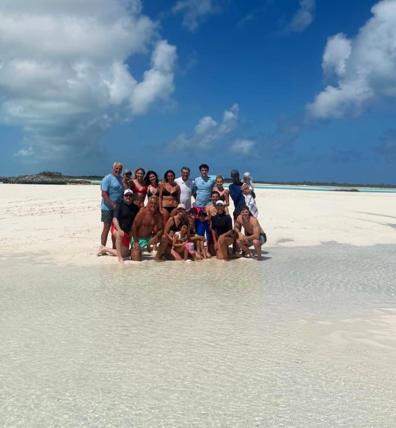 Rafael Nadal y sus seres queridos en el Caribe. (Instagram/Rafael Nadal)